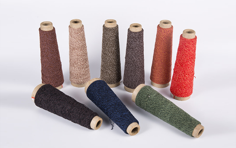 রঙ্গিন সুতা